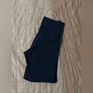 Aritzia TNA butter cheeky high rise